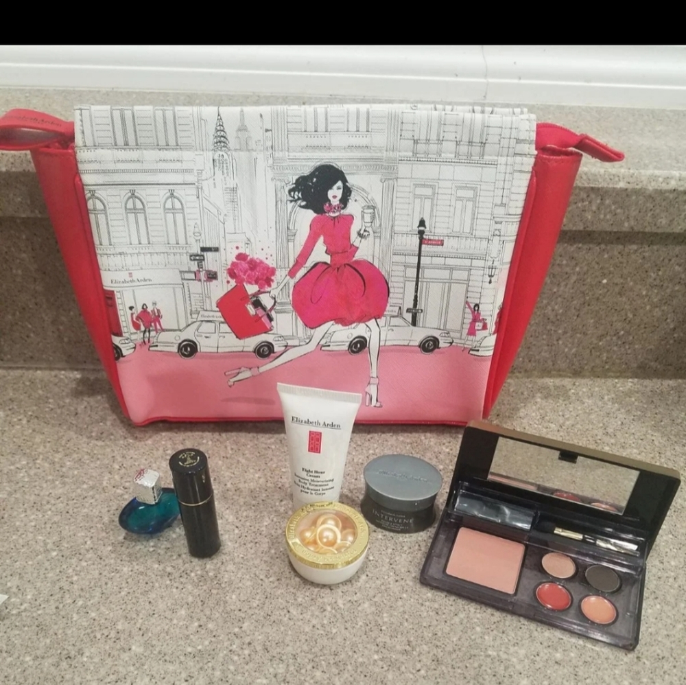 Elizabeth Arden New York 5th Avenue Skyline